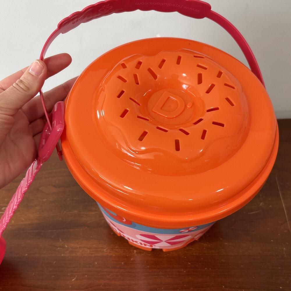 Dunkin Donuts Munchkin Beach Bucket Sand Shovel 2025 Limited Edition Summer - Picture 5 of 8